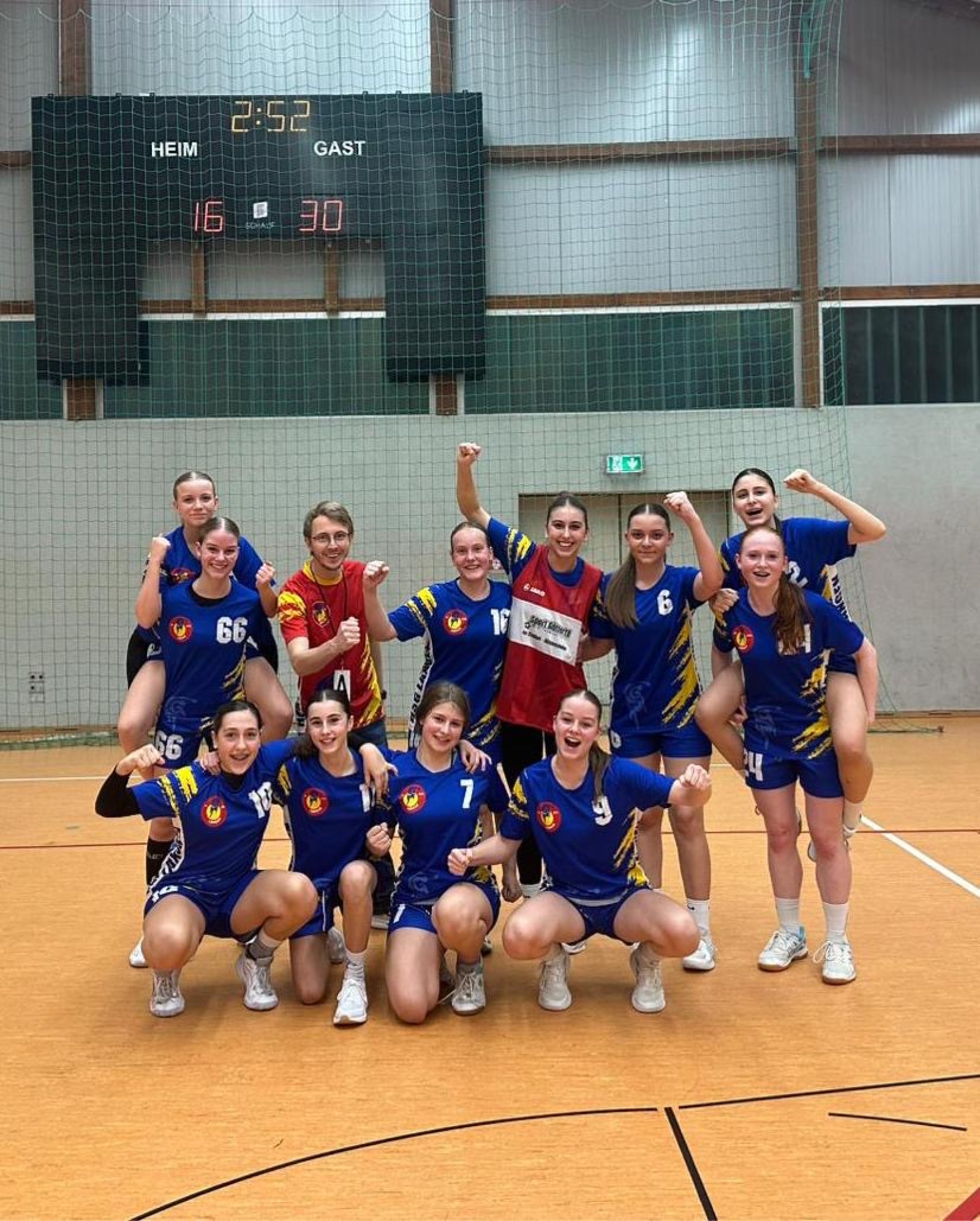 wB – Starke Teamleistung: HSG Langen gewinnt in Modau